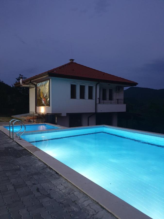 Бадевски Рай- Къща София Veliko Tarnovo Exterior photo